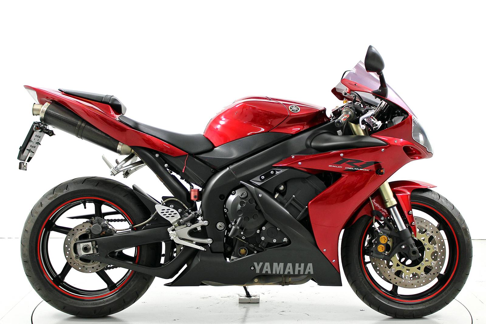 Yamaha R1 Rot
