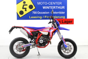 RR 125 4T R